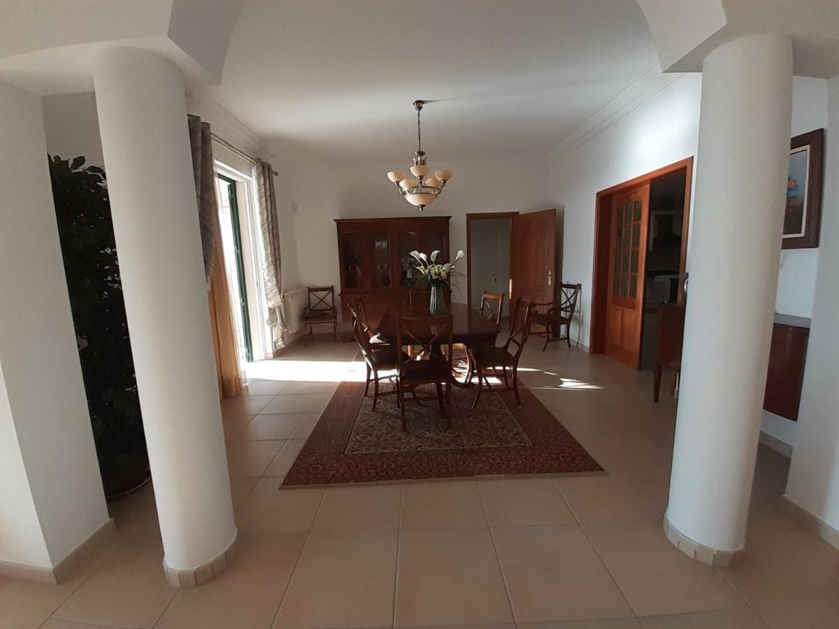 Gale 3 Storey Villa Really On The Beach Albufeira