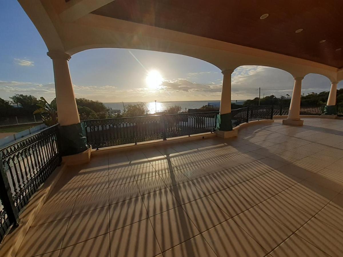 Gale 3 Storey Villa Really On The Beach Villa Albufeira