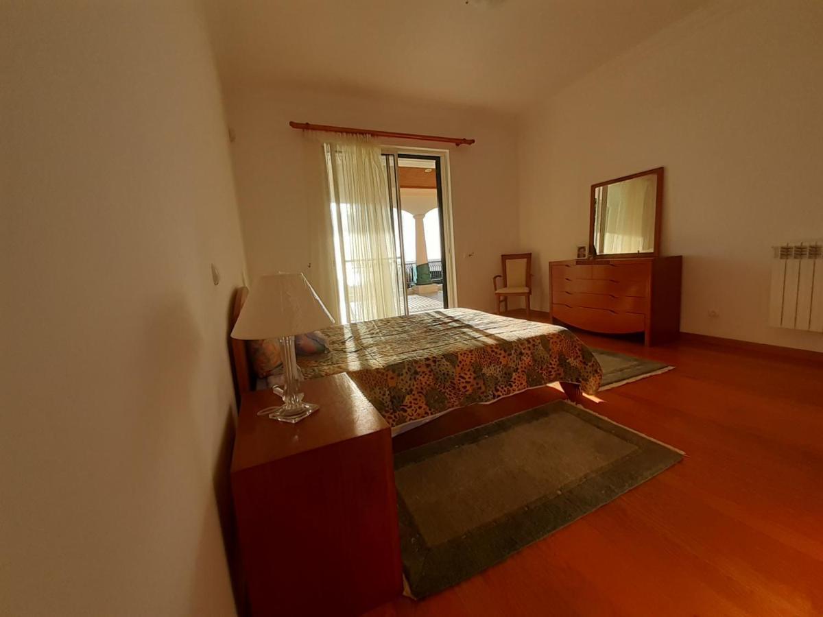 Gale 3 Storey Villa Really On The Beach