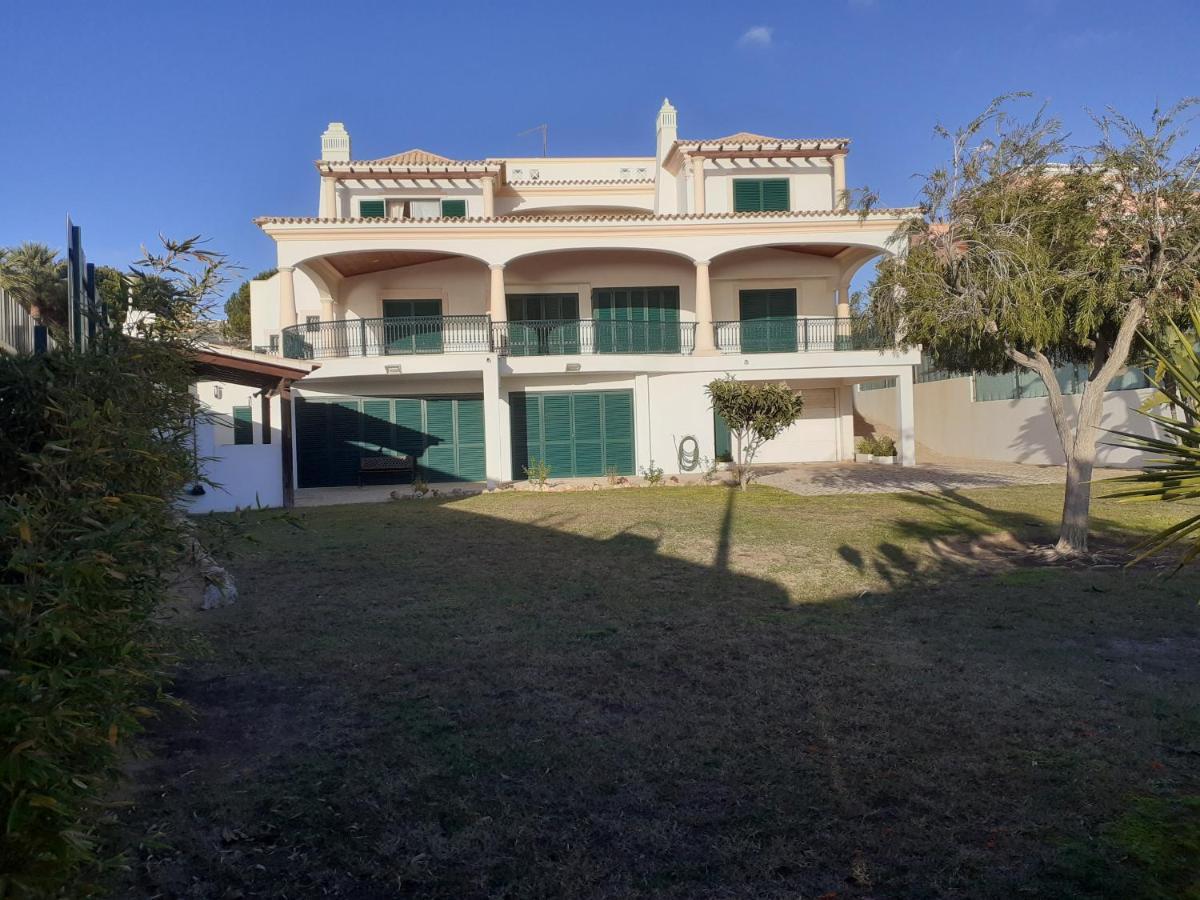 Gale 3 Storey Villa Really On The Beach * Albufeira