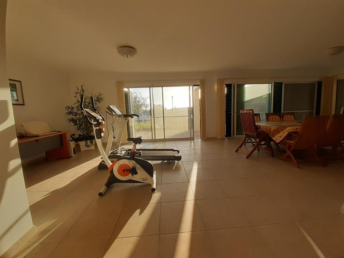 Gale 3 Storey Villa Really On The Beach Albufeira